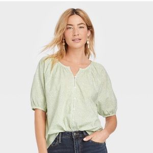 Women’s Puff Short Sleeve Button Front Blouse - Universal Thread